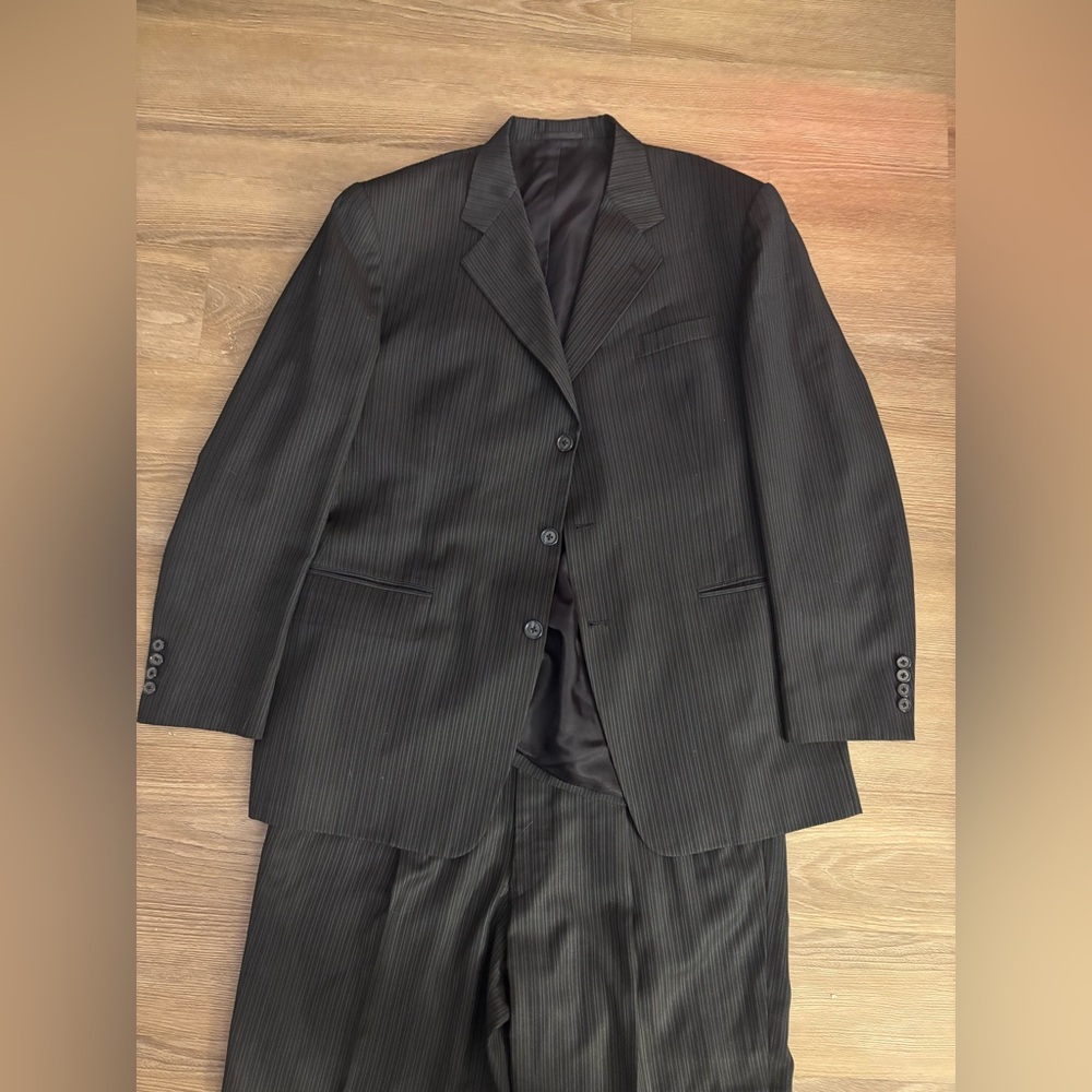 Custom Suit - Picture 4 of 16